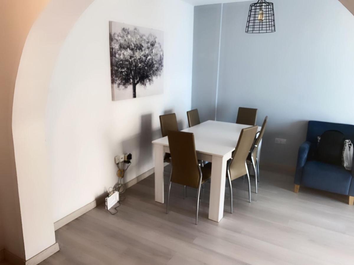Paradise Promenade Apartment, 2Min Distance From Larnaca Marina Eksteriør bilde